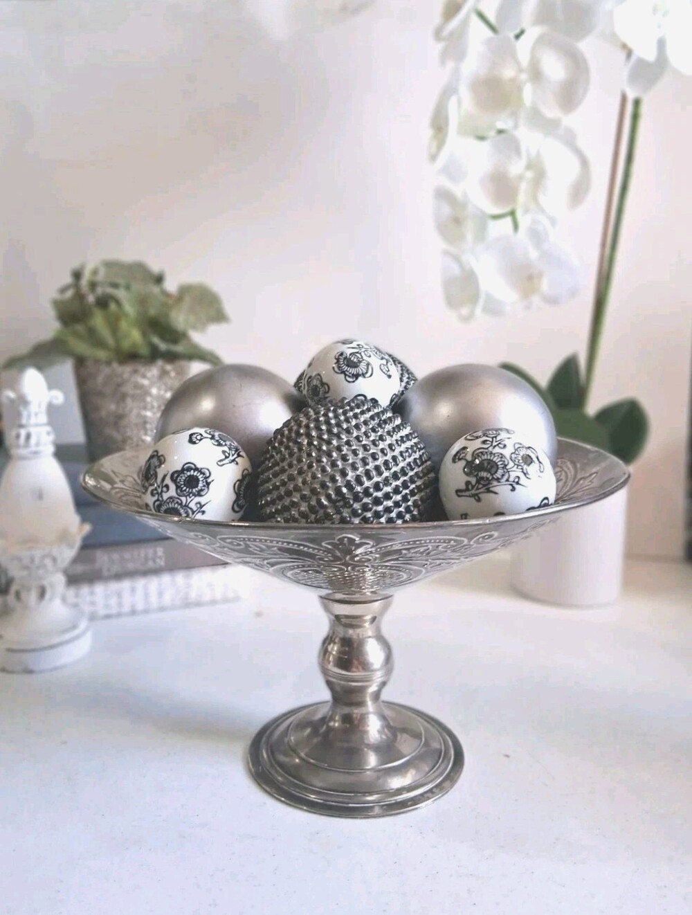 VTG Silverplate Pedestal Compote Bowl w/ 7 Spheres & Ornate Engravings